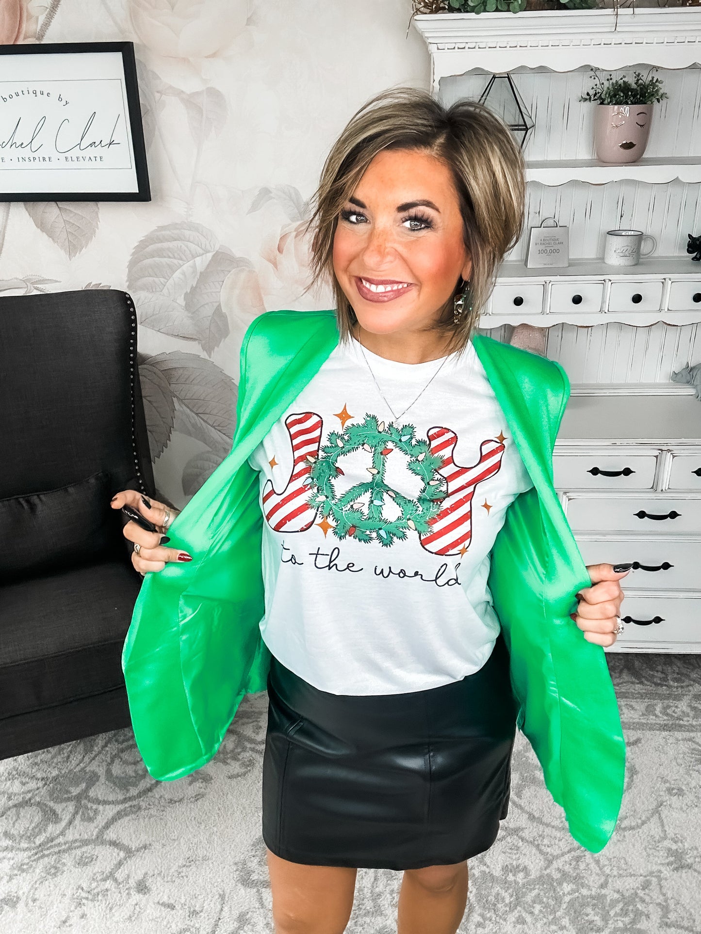 Joy to the Wreath Graphic Tee