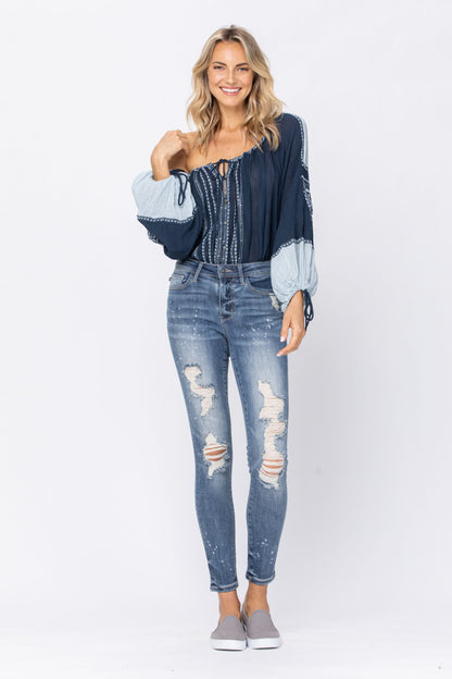 Judy Blue Bleach Splatter Destroyed Skinny Jeans