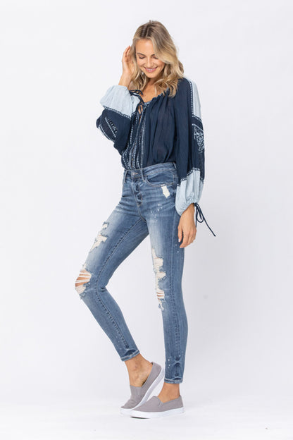 Judy Blue Bleach Splatter Destroyed Skinny Jeans
