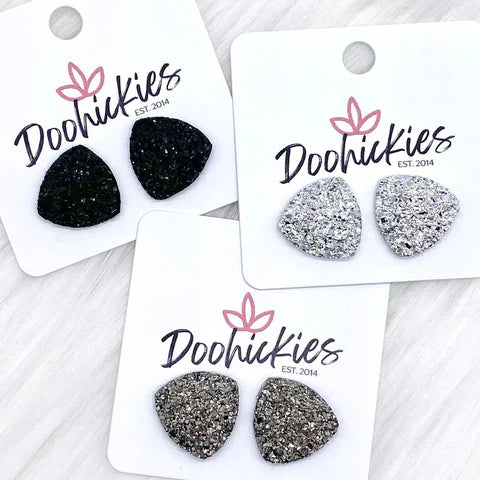 Glittery Triangle Earrings - Black
