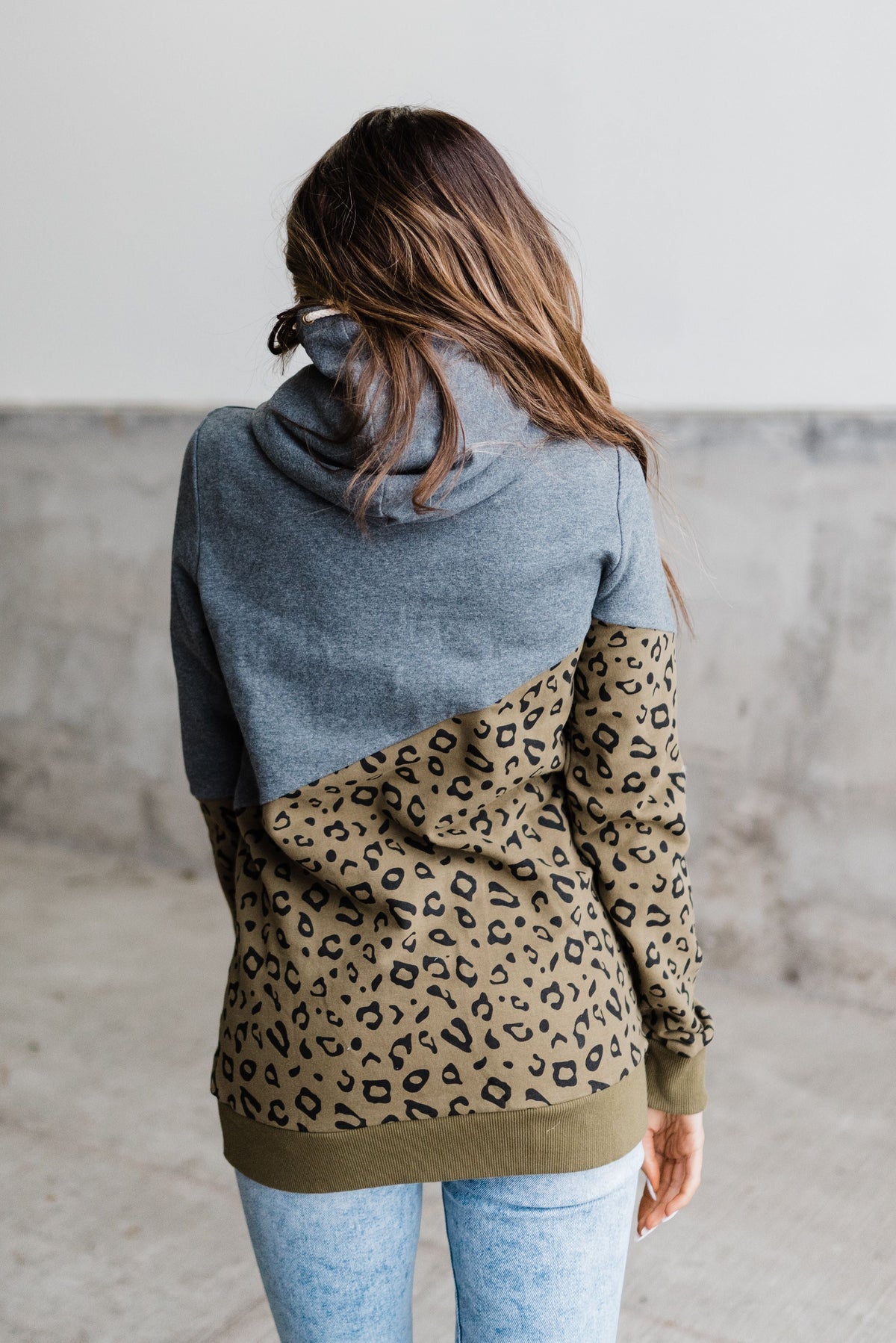 Ampersand Avenue Singlehood Sweatshirt Feline Good