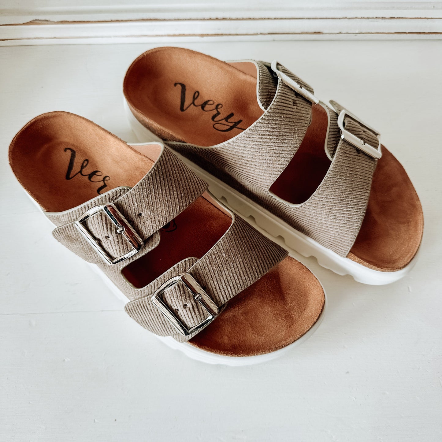 Jazmin Flatform Sandal - Taupe