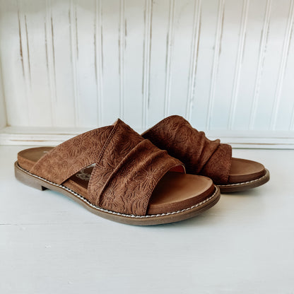 Jolene Tooled Sandal - Tan