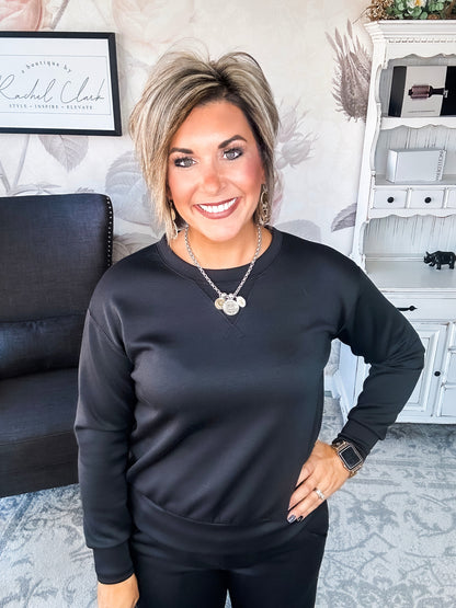 Cuddled Up On The Weekend Pullover - Black