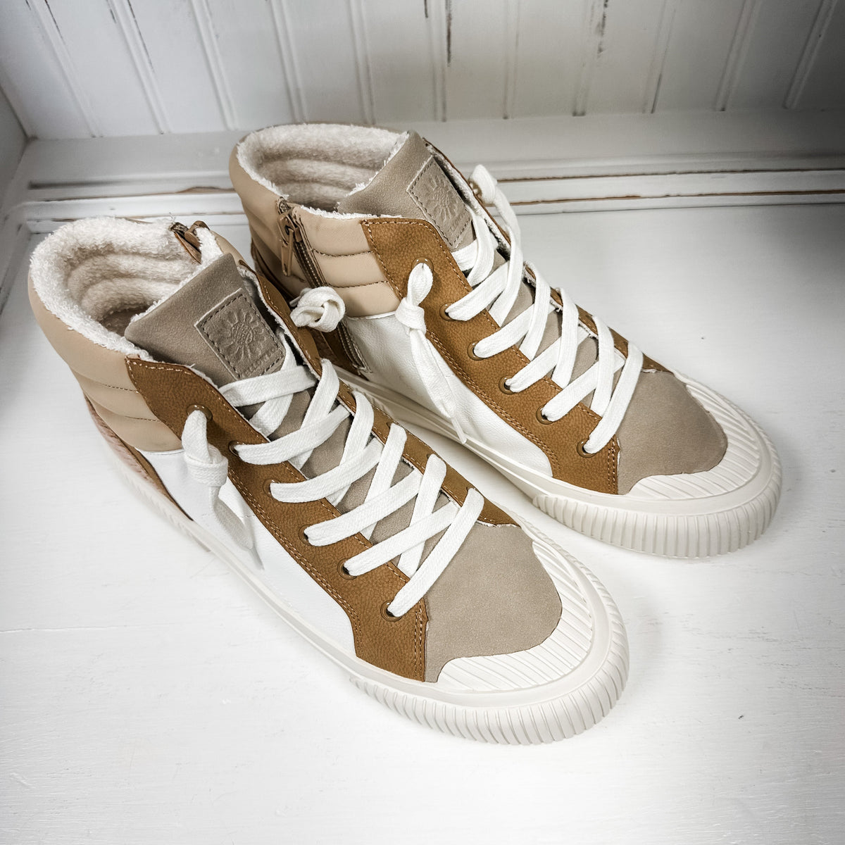 Gaston High-Top Sneaker - Sand