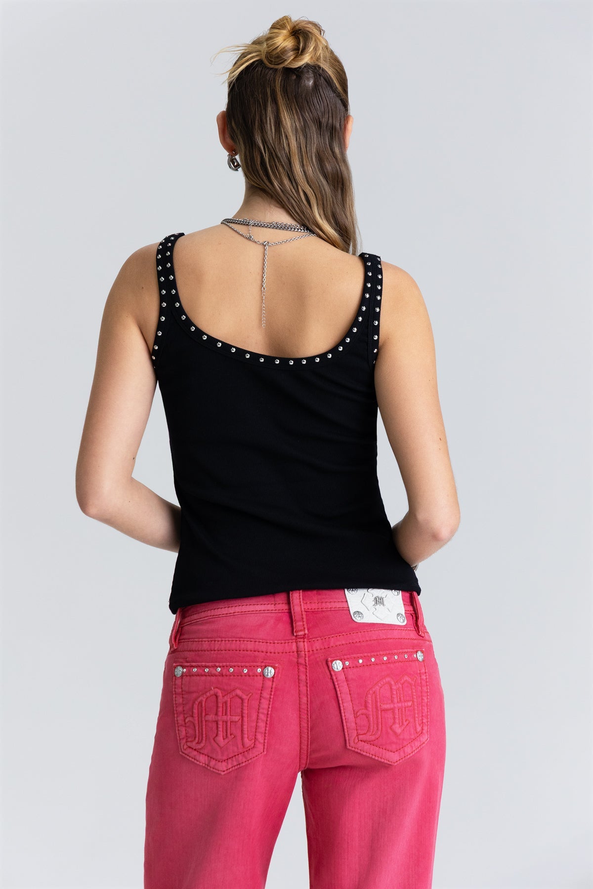 Voltage Studded Tank