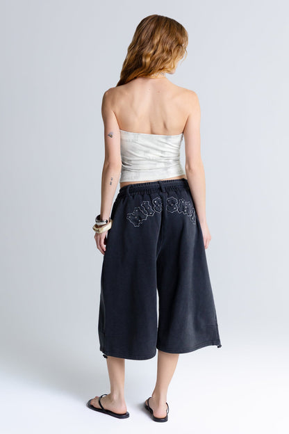 Mile High Baggy Capri