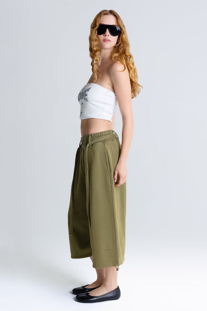 Mile High Baggy Capri