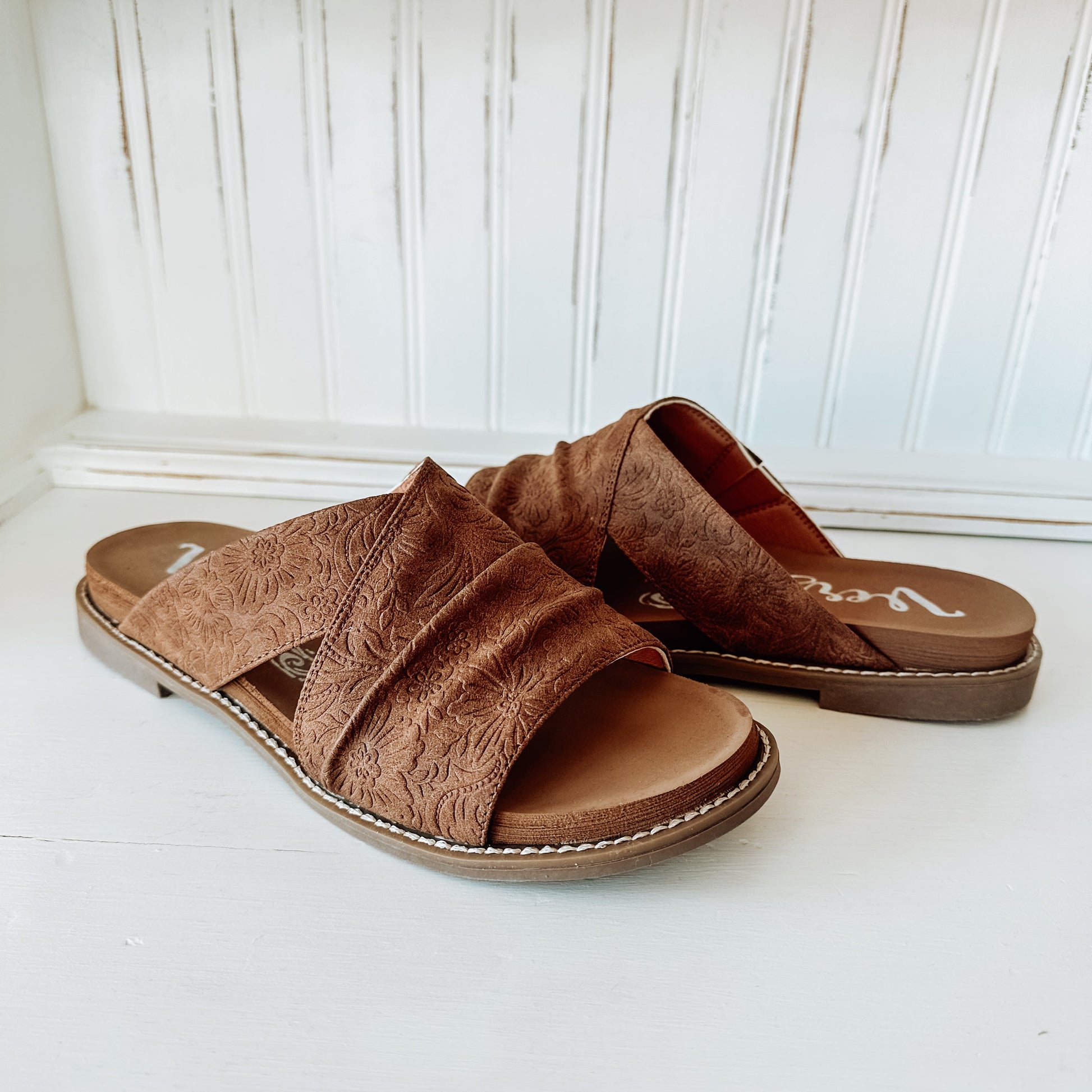 Jolene Tooled Sandal - Tan