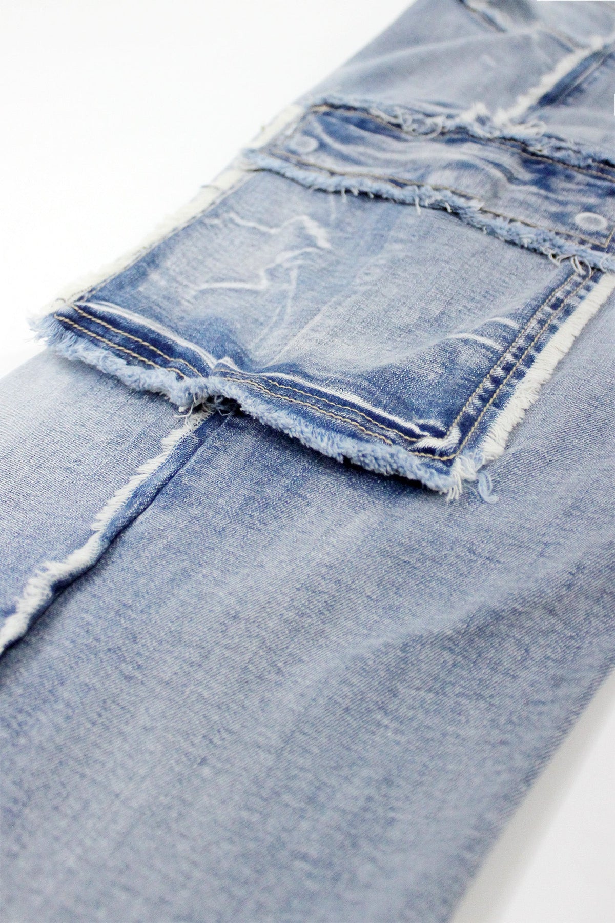 Men's Loose Fit Raw Edge Cargo Jeans