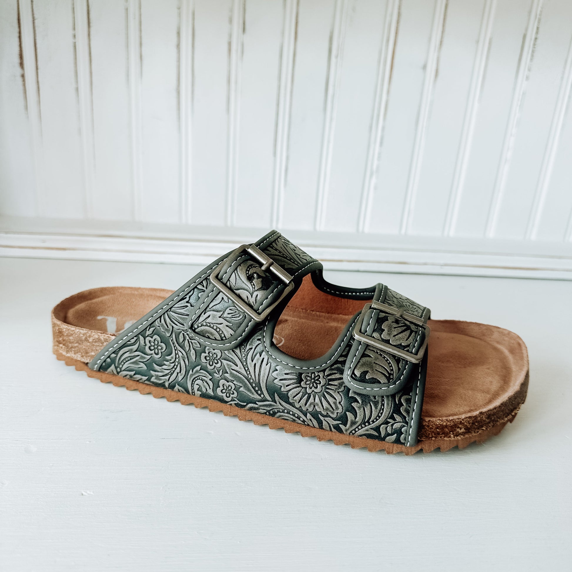 Berry Sandal - Grey