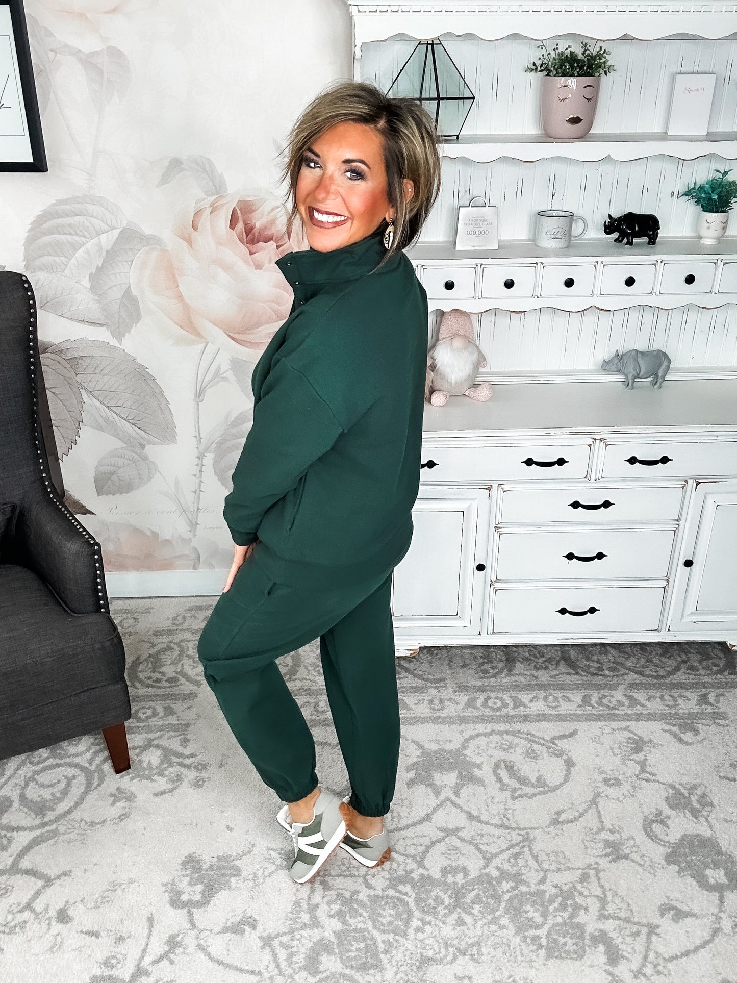 Ampersand Avenue Never Better Joggers - Forest Green