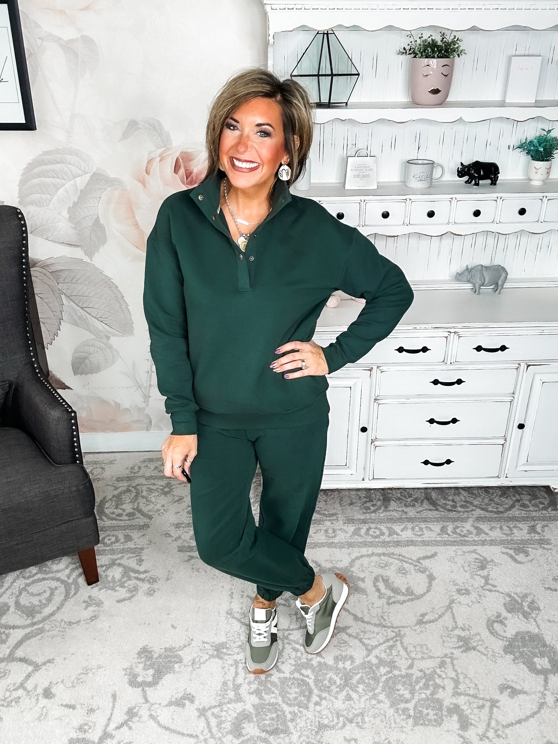 Ampersand Avenue Never Better Joggers - Forest Green