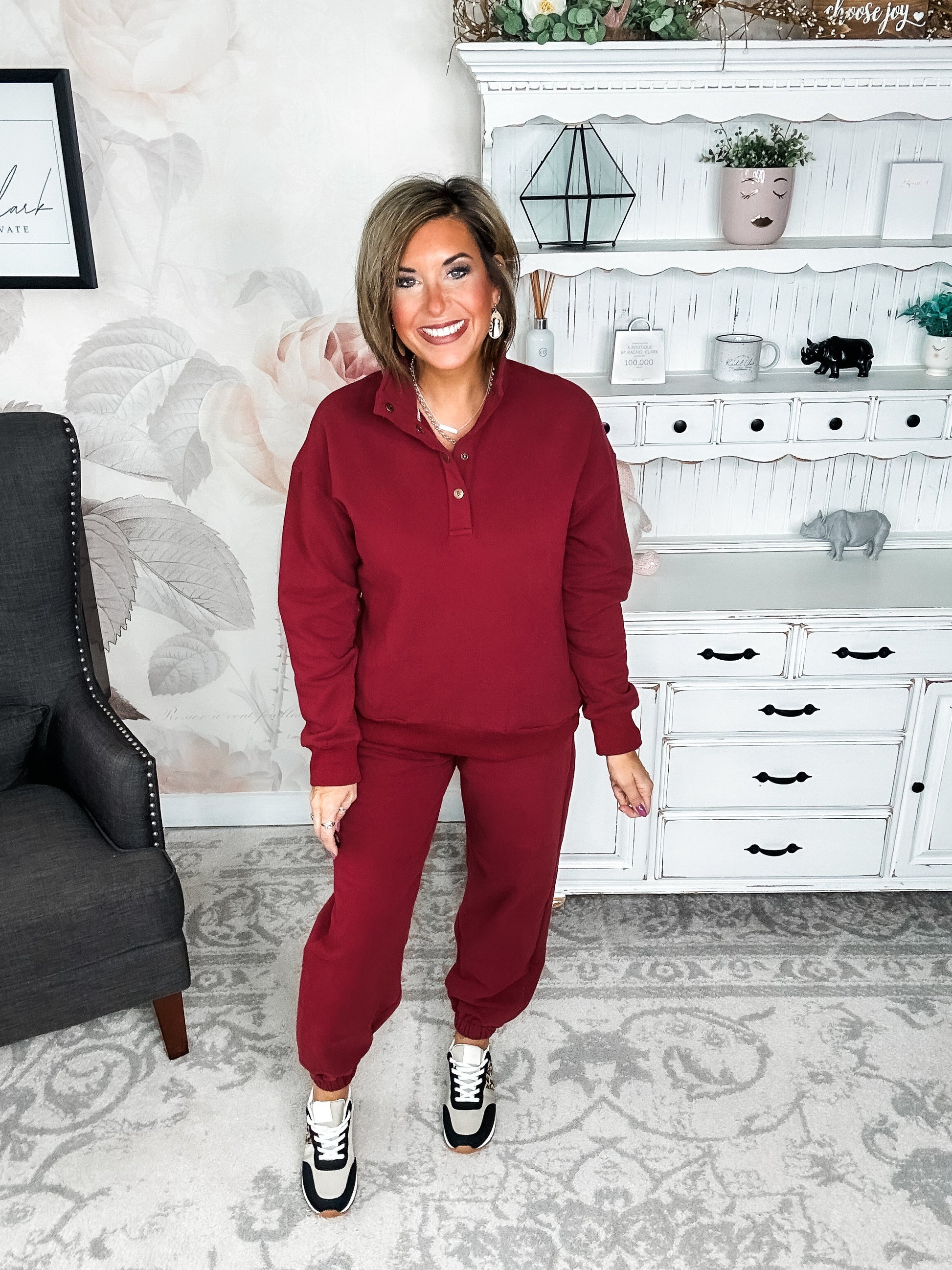 Ampersand Avenue Never Better Joggers - Wine