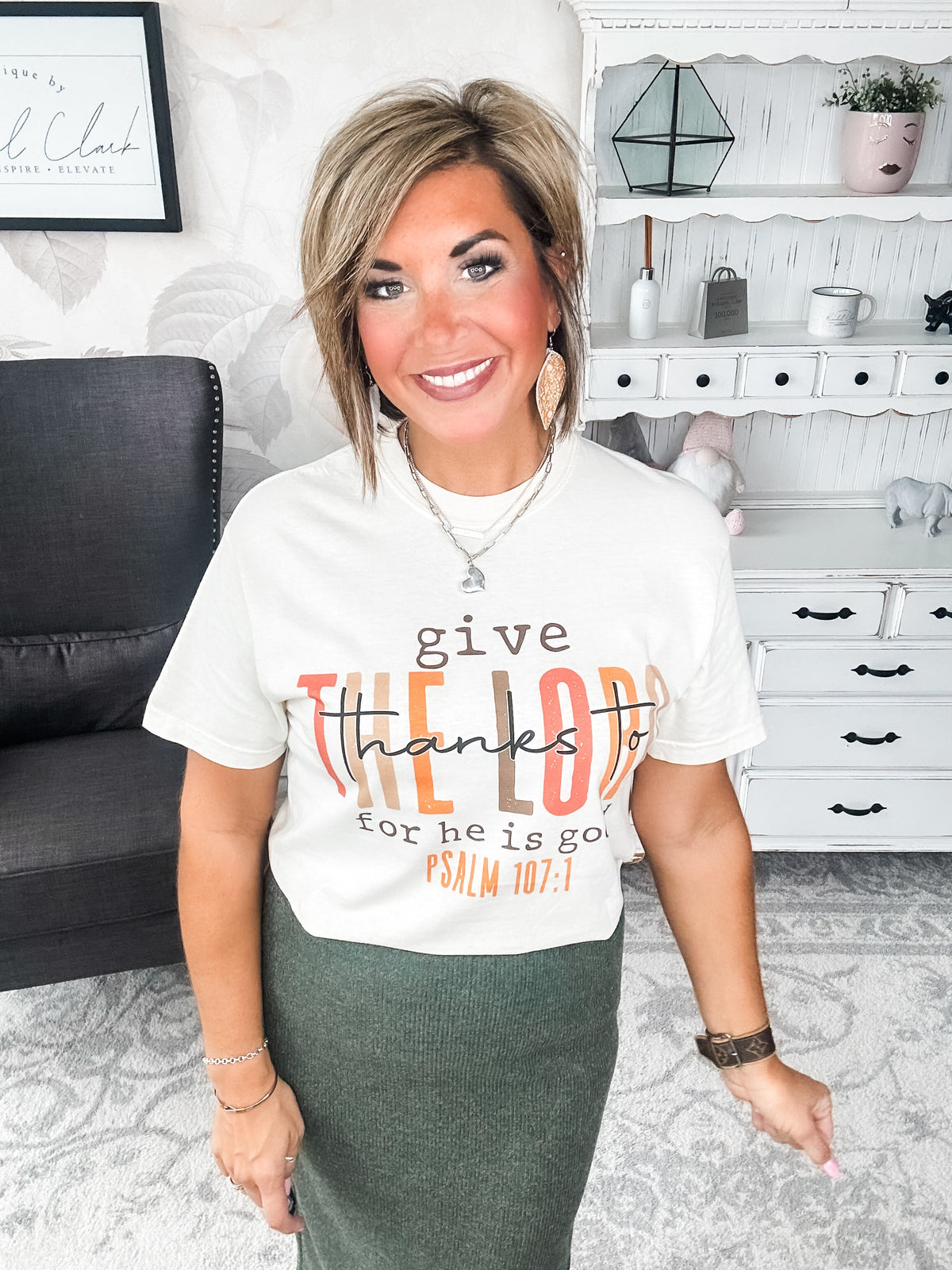 Give Thanks To The Lord Graphic Tee