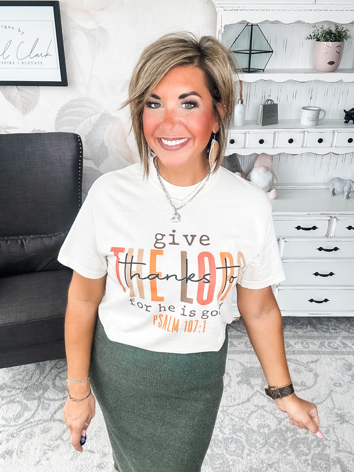 Give Thanks To The Lord Graphic Tee