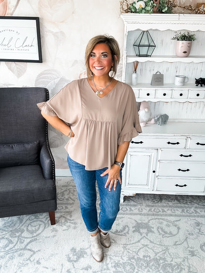 Close to Me Blouse - Mocha