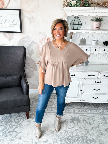 Close to Me Blouse - Mocha