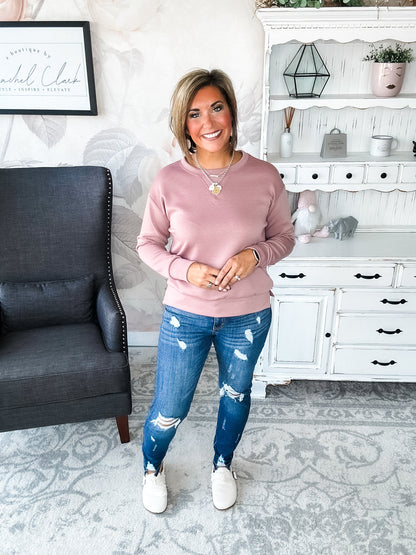 Cuddled Up On The Weekend Pullover - Mauve