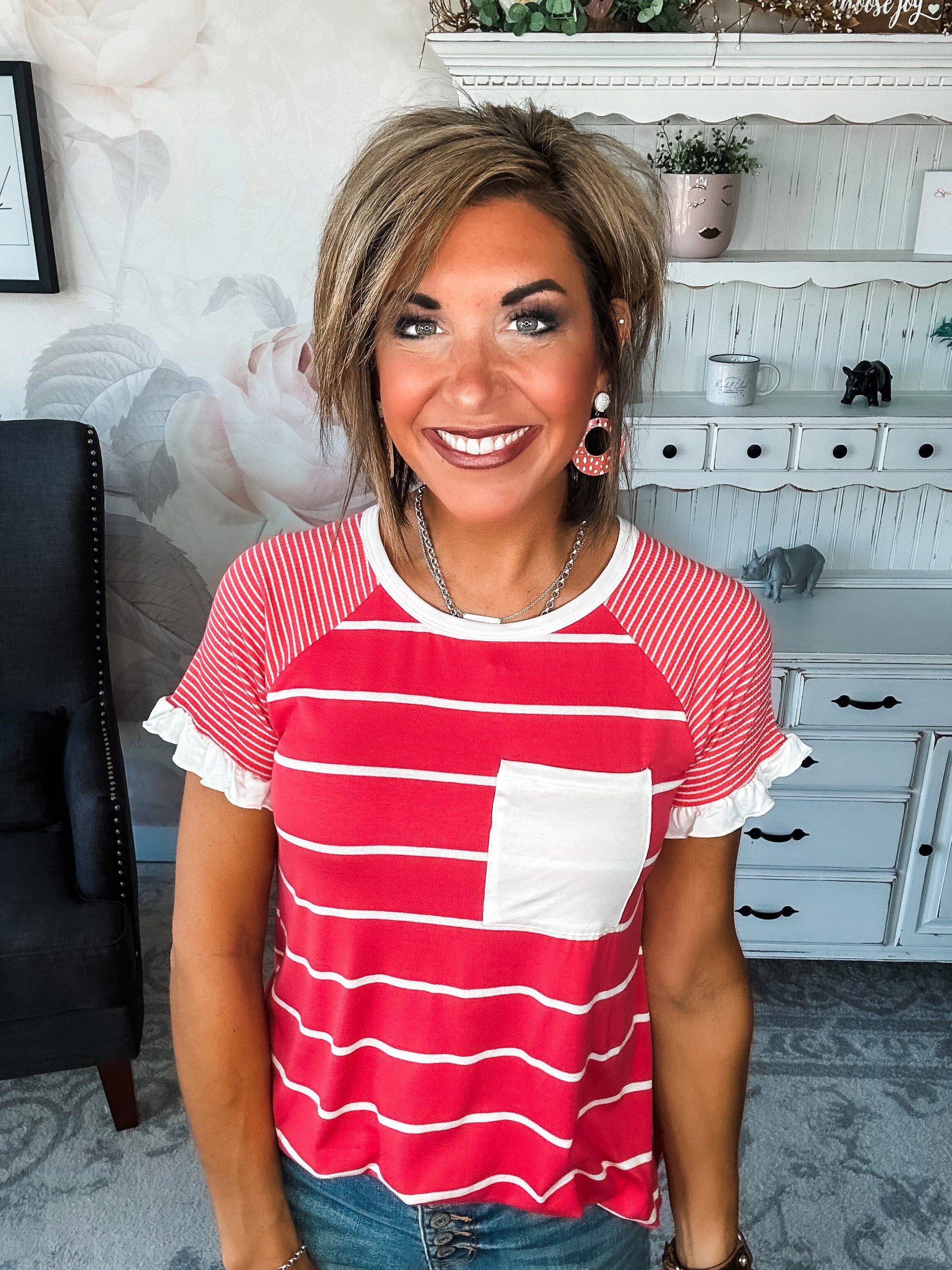 Can't Bring Me Down Tee - Coral