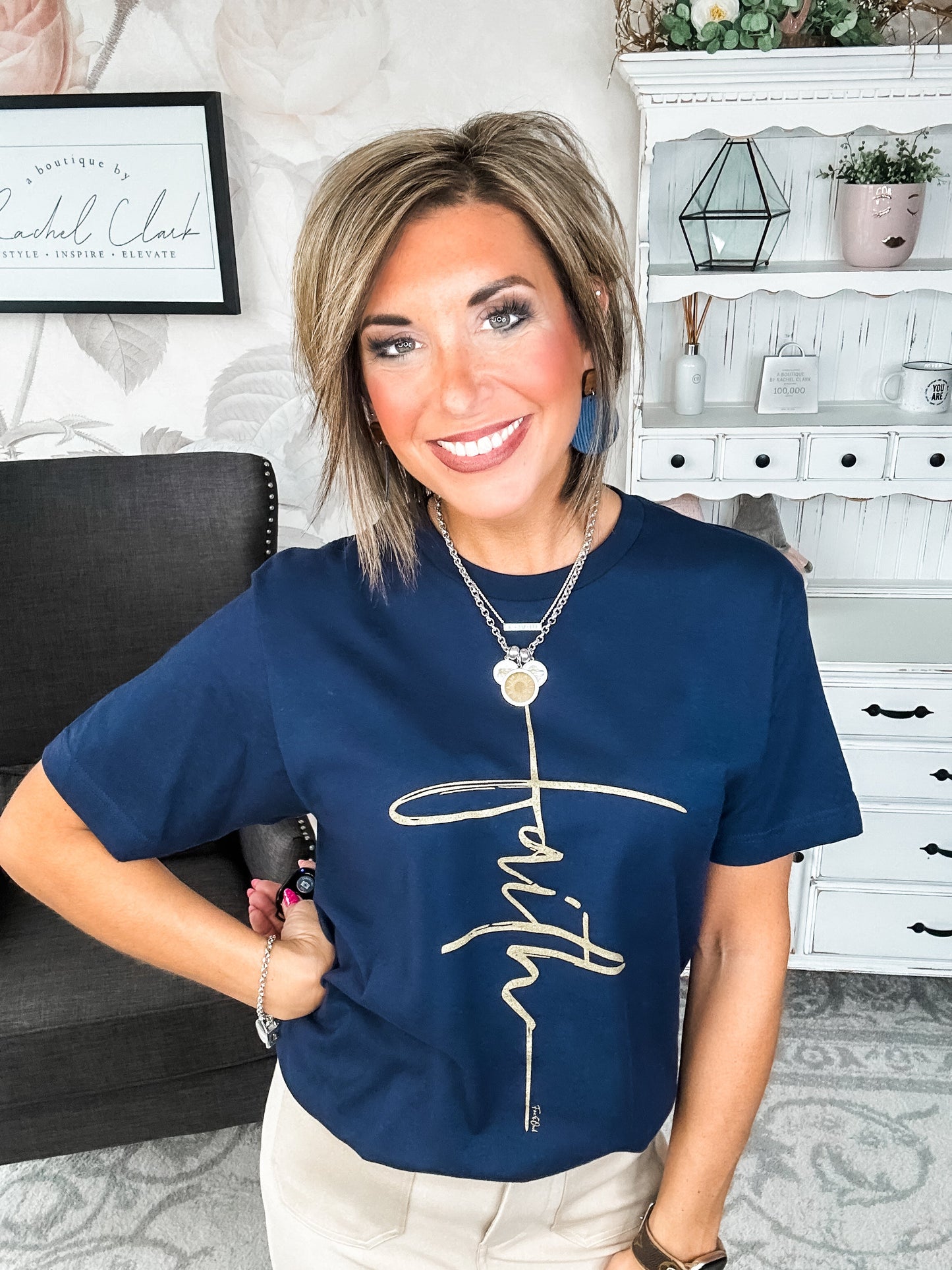Faith Vertical Cross Graphic Tee - Navy