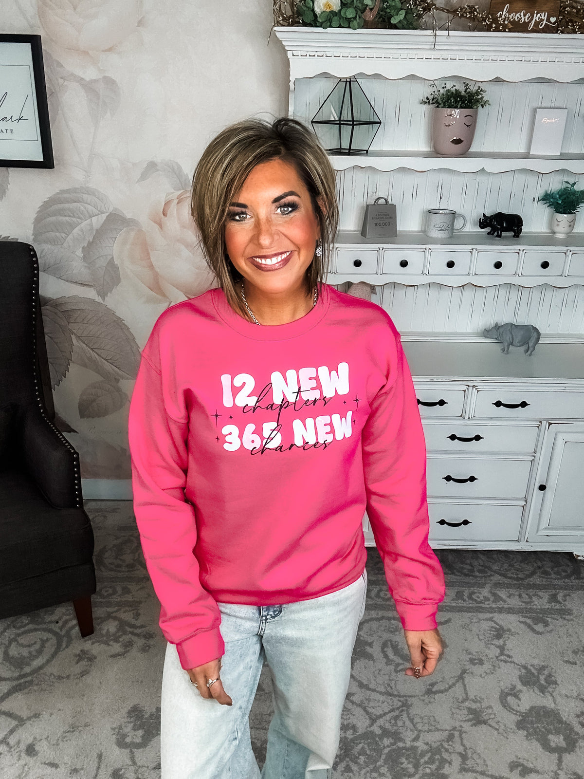 12 New Chapters Graphic Sweatshirt