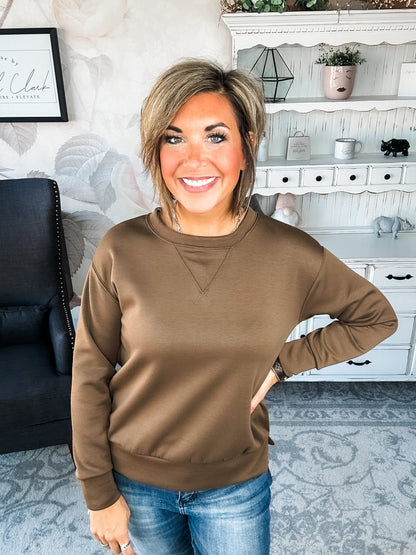 Cuddled Up On The Weekend Pullover - Mocha