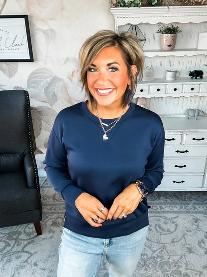 Cuddled Up On The Weekend Pullover - Navy