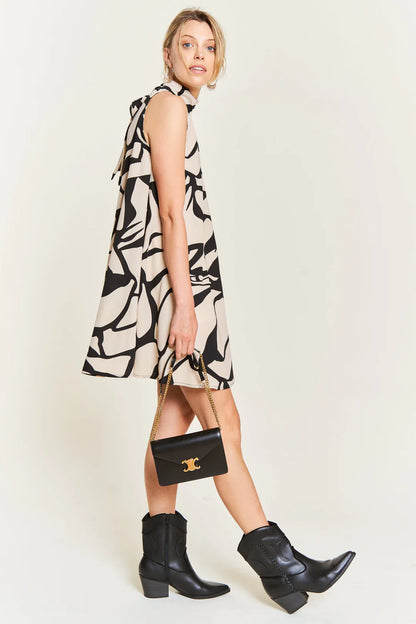 Hang on Tight Dress - Black