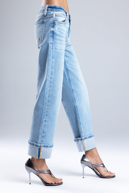 Lynae Straight Crop