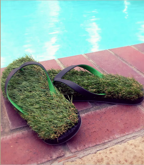Grass Flip Flops - Black
