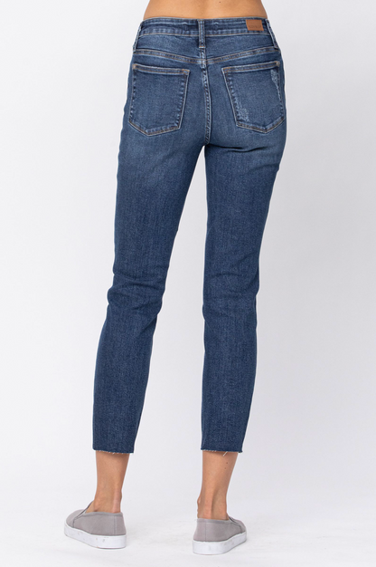 Judy Blue Vintage Cut Off Relaxed Fit Jeans