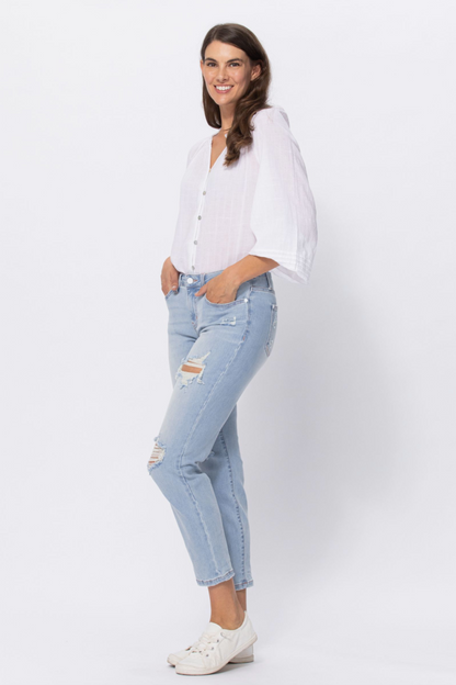 Judy Blue Super Light Destroyed Boyfriend Jeans
