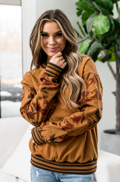 Ampersand Avenue Classic Pullover - Hidden Gem