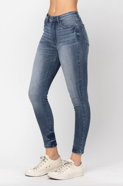 Judy Blue Tummy Control Skinny Jeans - Contrast Wash