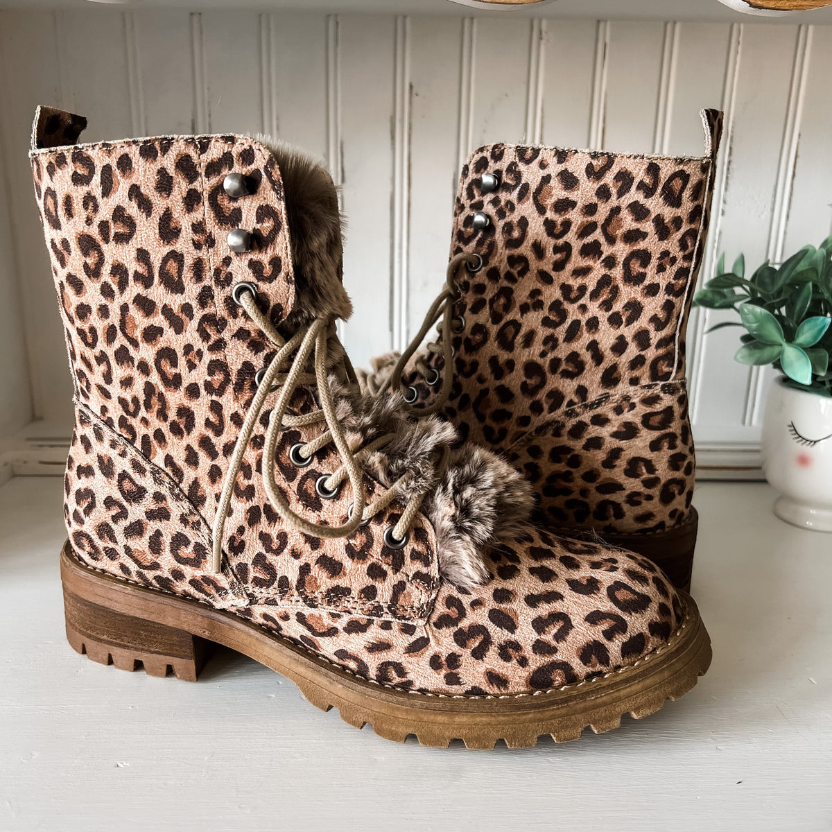 Farrah Boots - Tan Leopard