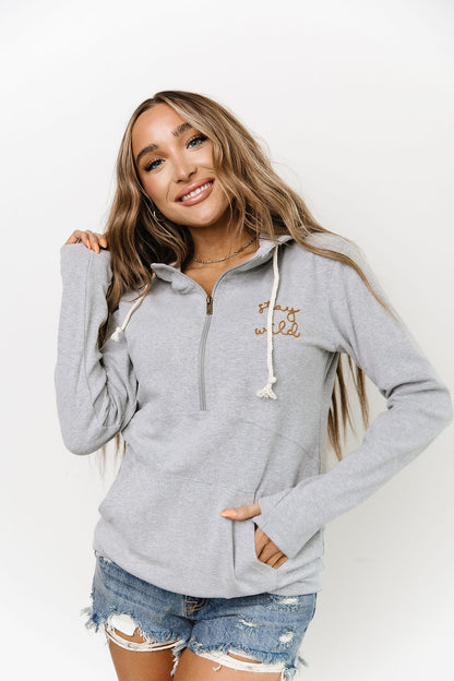 Ampersand Avenue - Halfzip Hoodie Stay Wild
