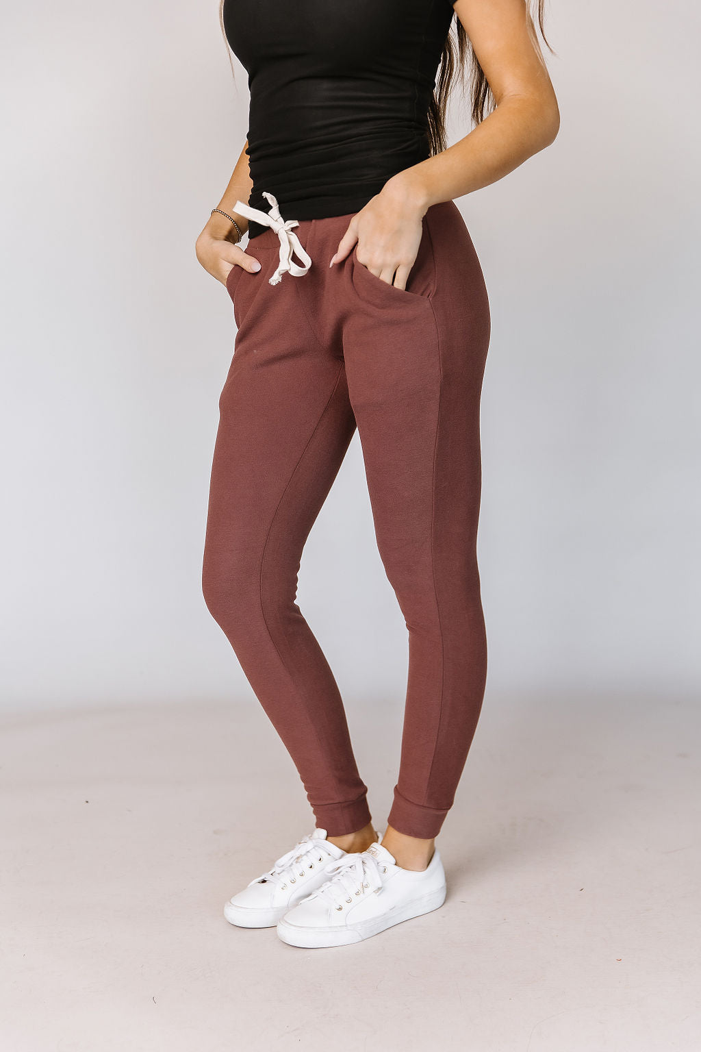 Ampersand Avenue Jogger Performance Fleece - Mahogany