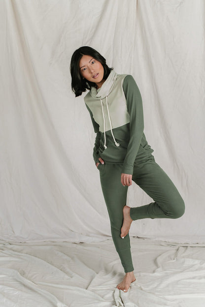 Ampersand Avenue Jogger Performance Fleece - Wanderlust